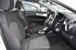 2022 Kia
                Cerato S