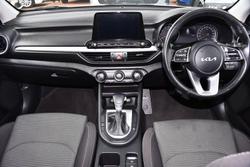 2022 Kia
                Cerato S
