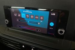 2022 Volkswagen Caddy TSI220