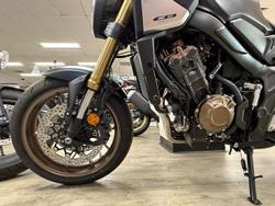 2025 Honda CB650R E-Clutch CB Black