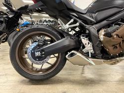 2025 Honda CB650R E-Clutch CB Black