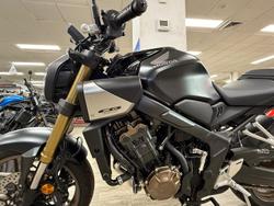 2025 Honda CB650R E-Clutch CB Black