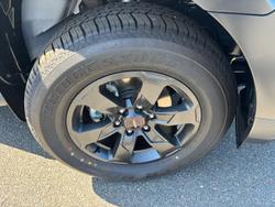 2025 Isuzu D-MAX X-TERRAIN MY24 4X4 Dual Range Mineral White