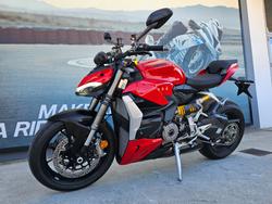 2024 DUCATI STREETFIGHTER V2 Red