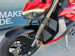 2024 DUCATI STREETFIGHTER V2 Red
