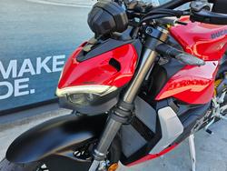 2024 DUCATI STREETFIGHTER V2 Red