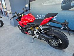 2024 DUCATI STREETFIGHTER V2 Red
