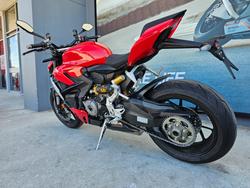 2024 DUCATI STREETFIGHTER V2 Red