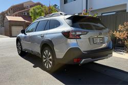 2025 Subaru Outback AWD Touring XT