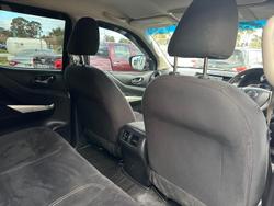 2015 Nissan Navara ST D23 4X4 Dual Range Cosmic Black