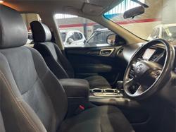 2013 Nissan
Pathfinder ST