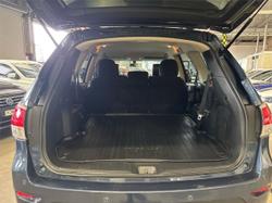 2013 Nissan
Pathfinder ST