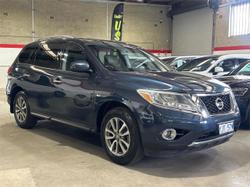 2013 Nissan
Pathfinder ST