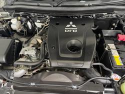 2022 Mitsubishi Triton GSR MR MY22 4X4 Dual Range White Diamond with Black Roof