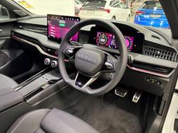 2025 SKODA Superb 195TSI Sportline