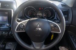2022 Mitsubishi
ASX ES