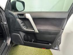 2017 Toyota
                Landcruiser Prado GX