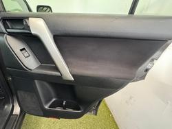 2017 Toyota
                Landcruiser Prado GX