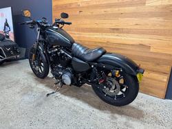 2017 Harley-davidson XL883 IRON 883 Black