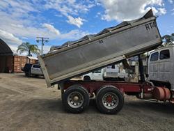 2004 Sterling 7500 White