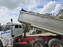 2004 Sterling 7500 White