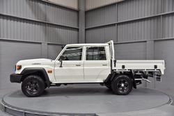 2025 Toyota
Landcruiser GXL