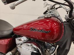 2005 Honda VT750C SHADOW Red