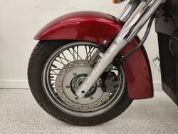 2005 Honda VT750C SHADOW Red