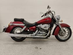 2005 Honda VT750C SHADOW Red