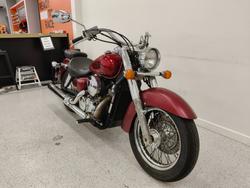 2005 Honda VT750C SHADOW Red