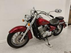 2005 Honda VT750C SHADOW Red