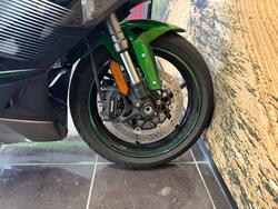 2023 Kawasaki NINJA 1000SX GREEN