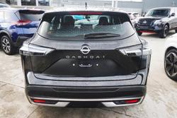 2025 Nissan
QASHQAI ST-L