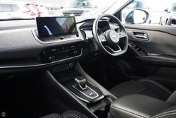 2025 Nissan
QASHQAI ST-L