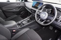 2025 Nissan
QASHQAI ST-L