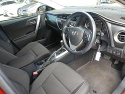2013 Toyota
Corolla Ascent Sport