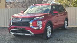 2022 Mitsubishi Outlander LS