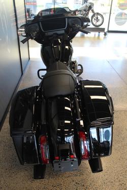 2025 Harley-davidson FLHX STREET GLIDE (117) 1