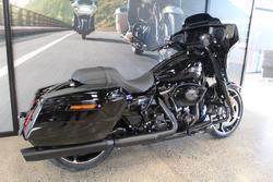 2025 Harley-davidson FLHX STREET GLIDE (117) 1