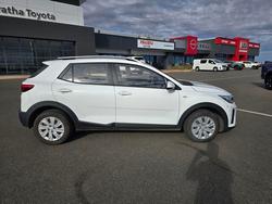 2022 KIA STONIC