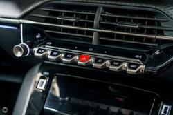 2025 Peugeot 2008 GT Hybrid