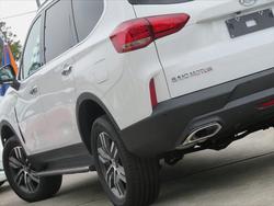 2023 LDV
D90 Executive