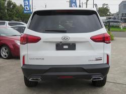 2023 LDV
D90 Executive