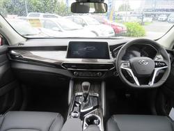 2023 LDV
D90 Executive