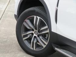 2023 LDV
D90 Executive