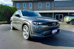 2022 Mazda MX-30 G20e Evolve