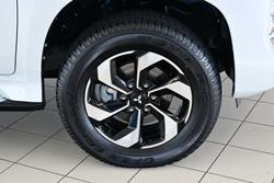 2025 Mitsubishi Pajero Sport GLS