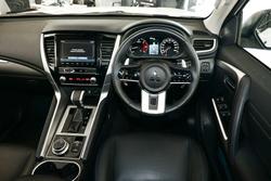 2025 Mitsubishi Pajero Sport GLS