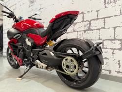 2024 Ducati Diavel V4 Diavel Red