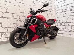 2024 Ducati Diavel V4 Diavel Red